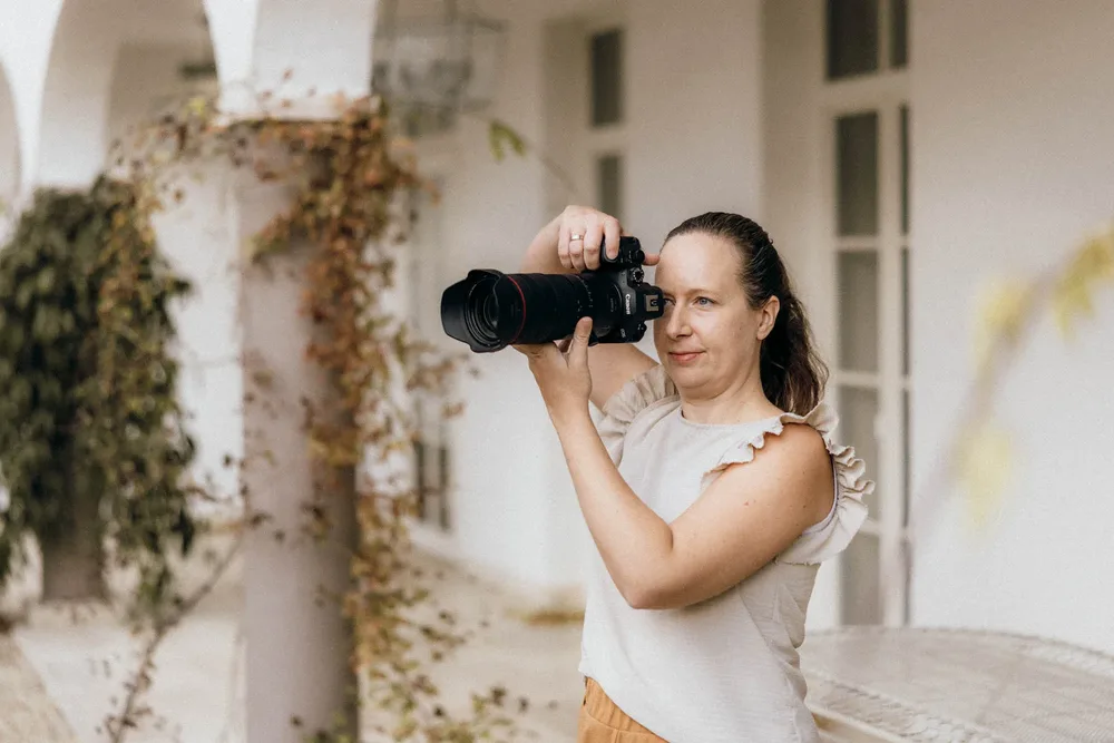 Hochzeitsfotografie und Hochzeitsfilm von MOKATI als eingespieltes Team mit einheitlichem Look