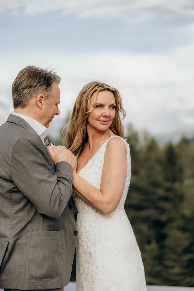 Elopement in Österreich mit Martina Anders Hochzeitsplanung. Hochzeitsfotograf MOKATI